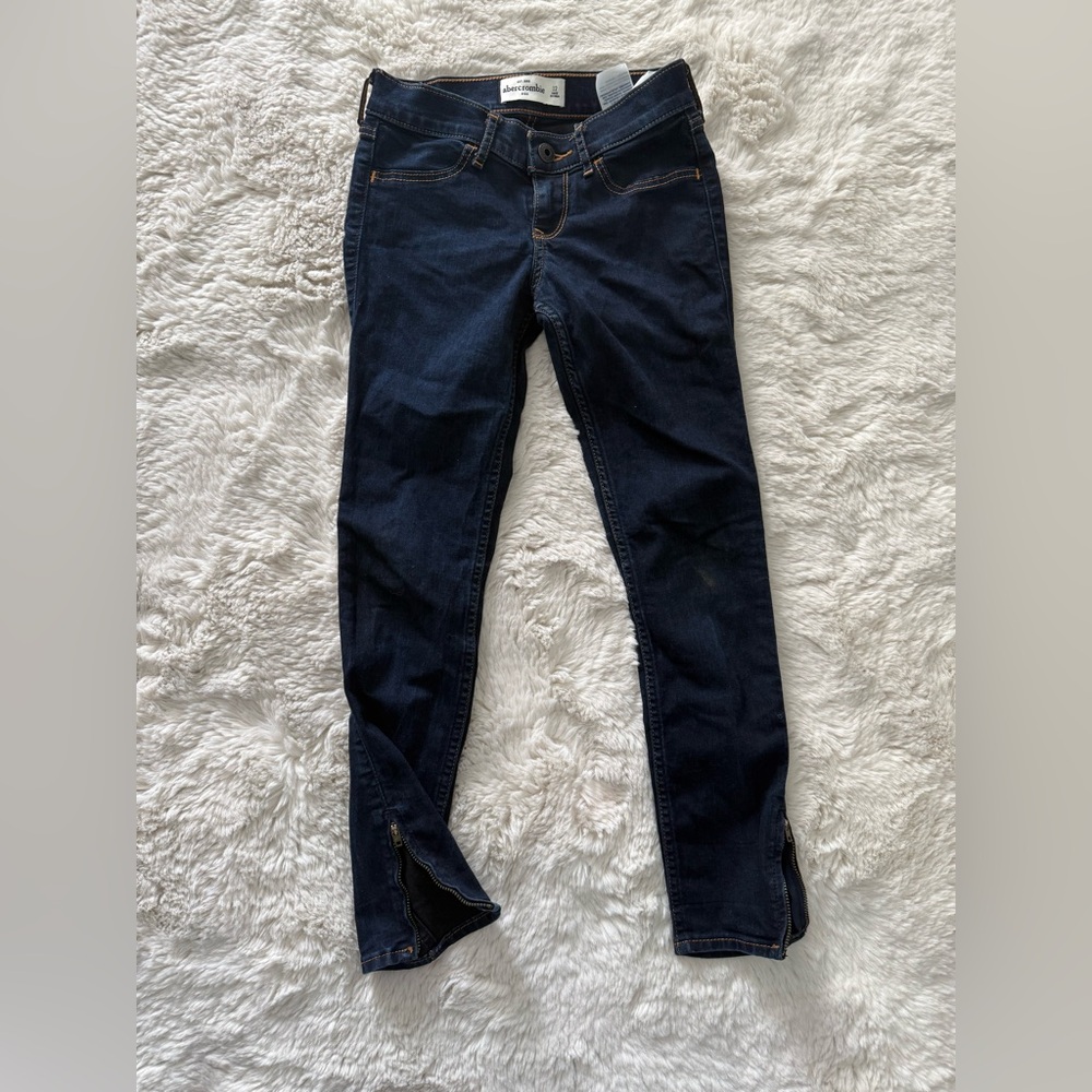 abercrombie Kids Dark Indigo Croppes Skinny Jeans w zipper (sz 12)